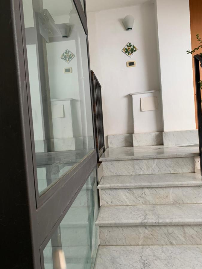Palazzo Resuttana Apartamento Palermo Exterior foto