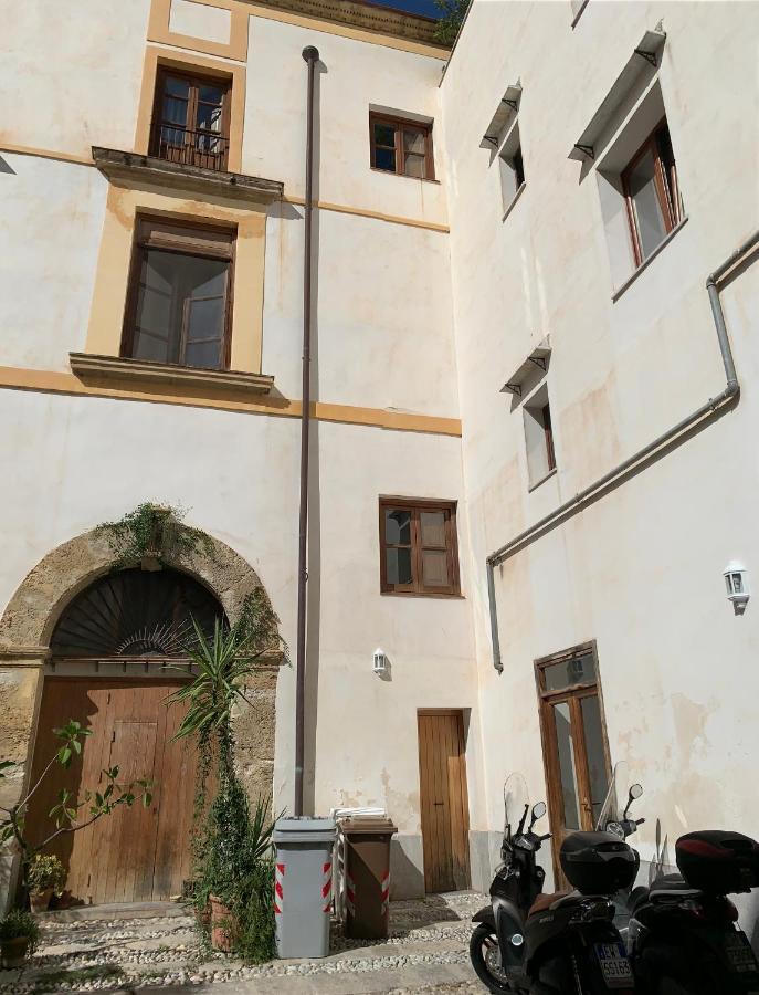 Palazzo Resuttana Apartamento Palermo Exterior foto
